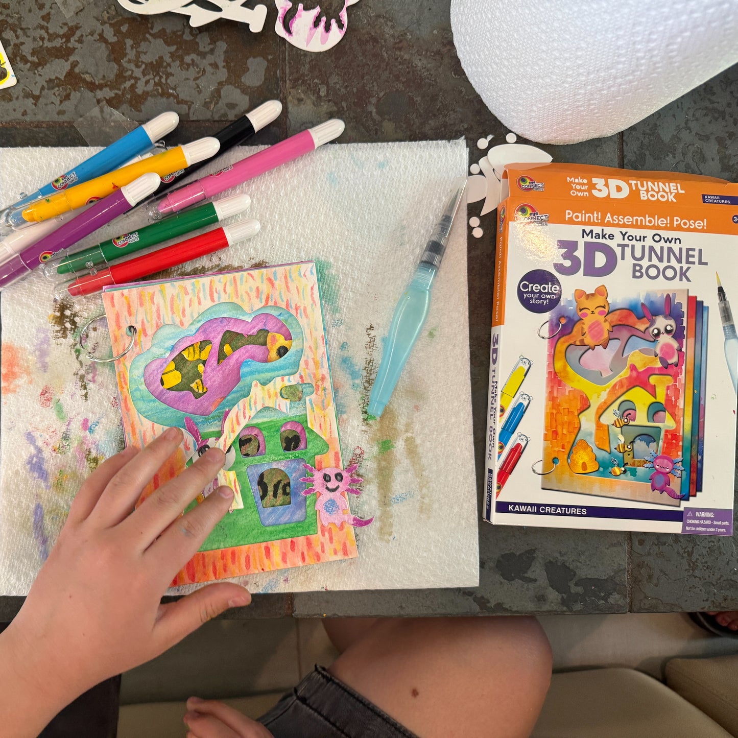 A finished Kawaii 3D Tunnel Book ! Isn't it adorable!? results will vary. ;)
