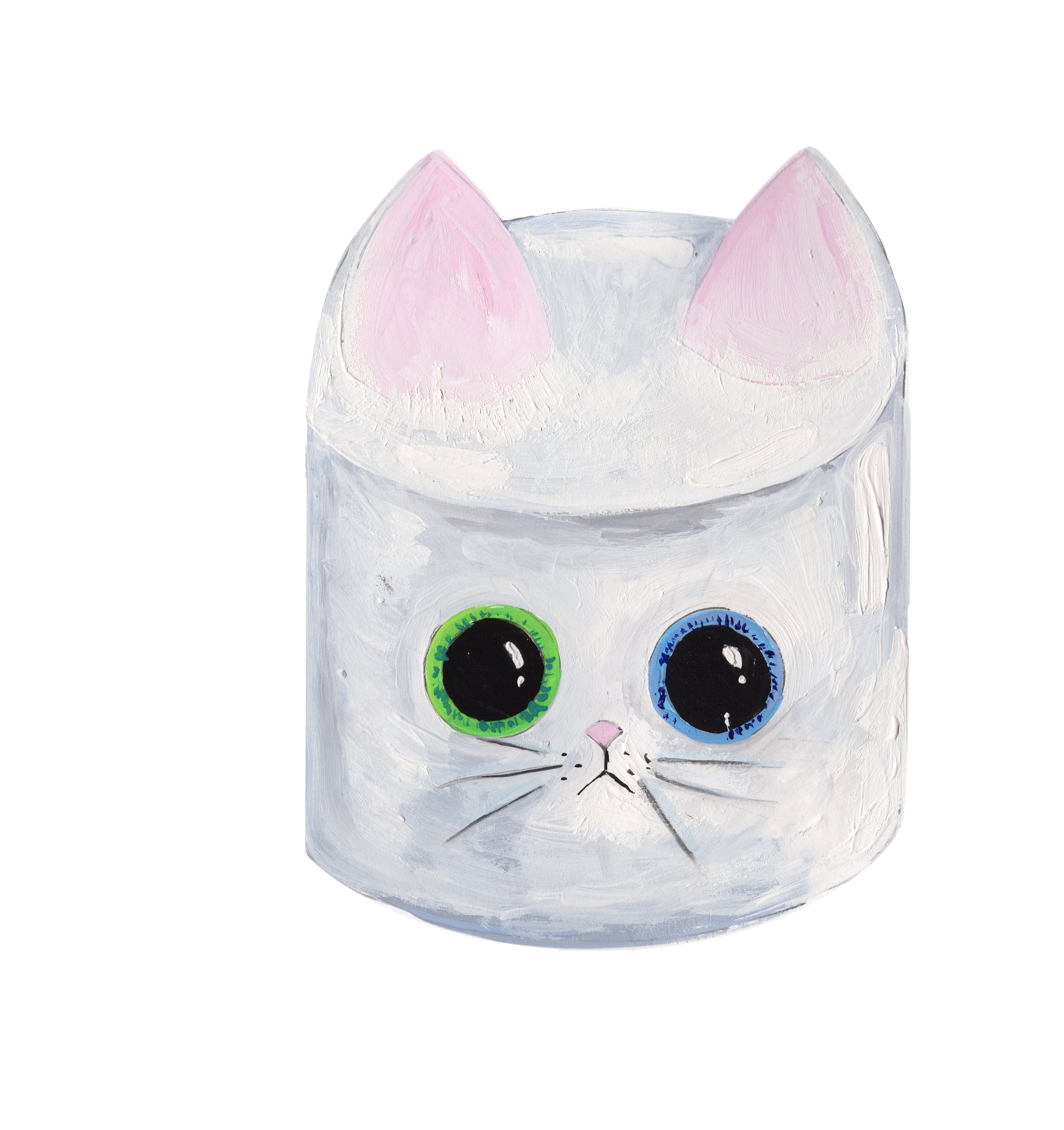 The Kittie Sweet Kittenmallow has 2 different colored eyes. 